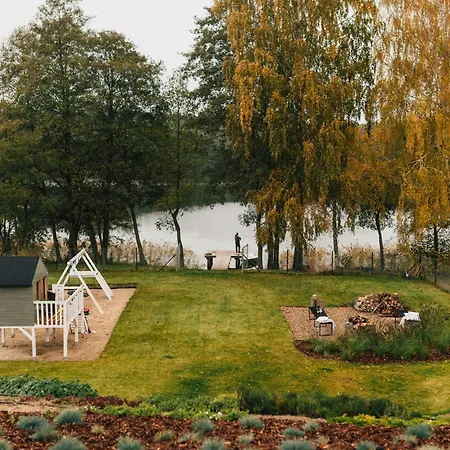 Kalwa House - Dom Nad Jeziorem Z Prywatnym Pomostem I Jacuzzi Oraz Sprzetem Wodnym Pasym