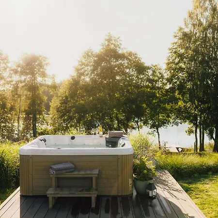 Kalwa House - Dom Nad Jeziorem Z Prywatnym Pomostem I Jacuzzi Oraz Sprzetem Wodnym Villa Pasym
